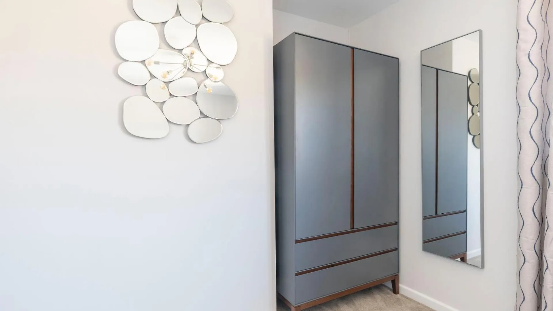 Feriehus Modern 5-Bed Home With Hot Tub GLOUCESTERSHIRE